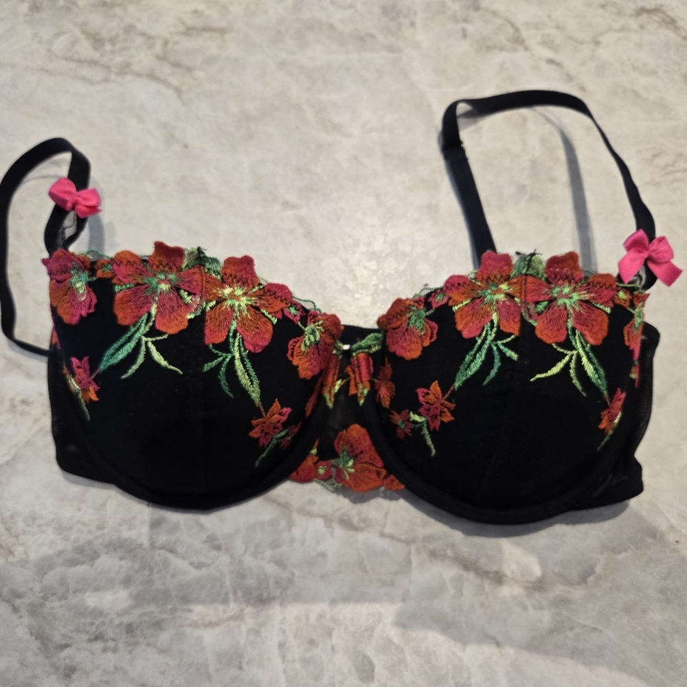 Adore Me Black Bra with Floral Accents